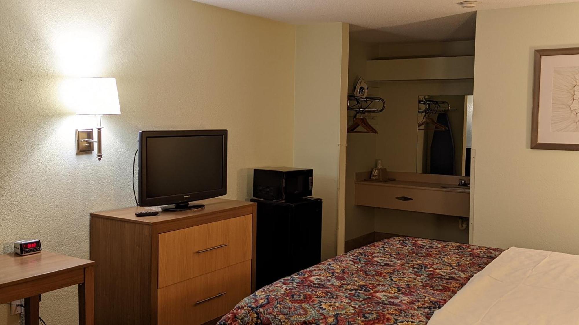 Motel Budget Host 3*